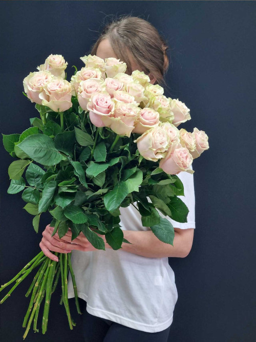 Цветы штучно: Роза (Эквадор) Pink Mondial